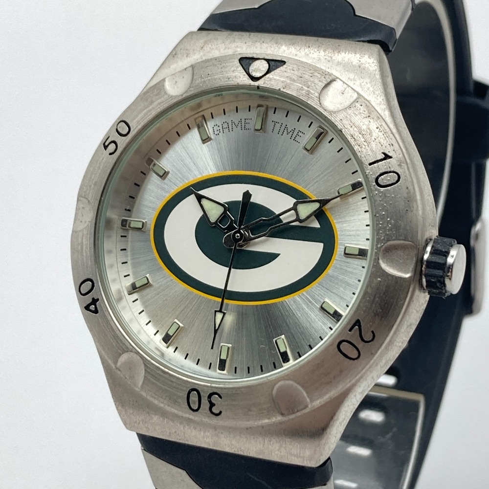 Green Bay Packers NFL Watch Men 39mm Silver Tone Black Game Time Logo 9.5"